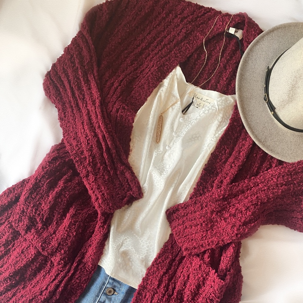 Berry Merry Popcorn Cardigan- curvy